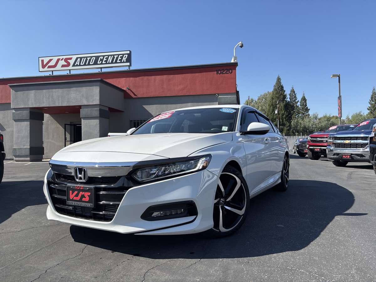 2020 Honda Accord Sport's photo