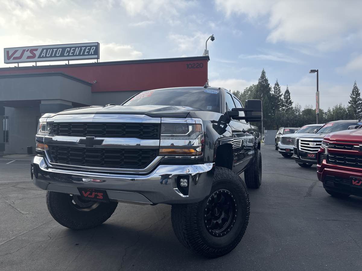 2018 Chevrolet Silverado 1500 LT's photo