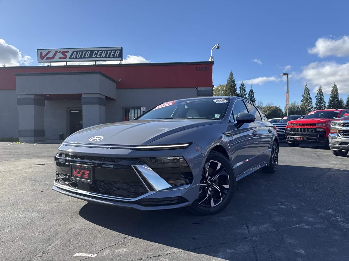 2024 Hyundai Sonata SEL's photo