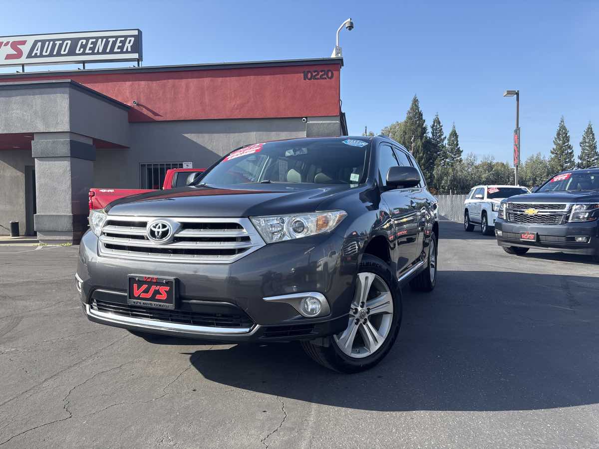 2012 Toyota Highlander Limited's photo