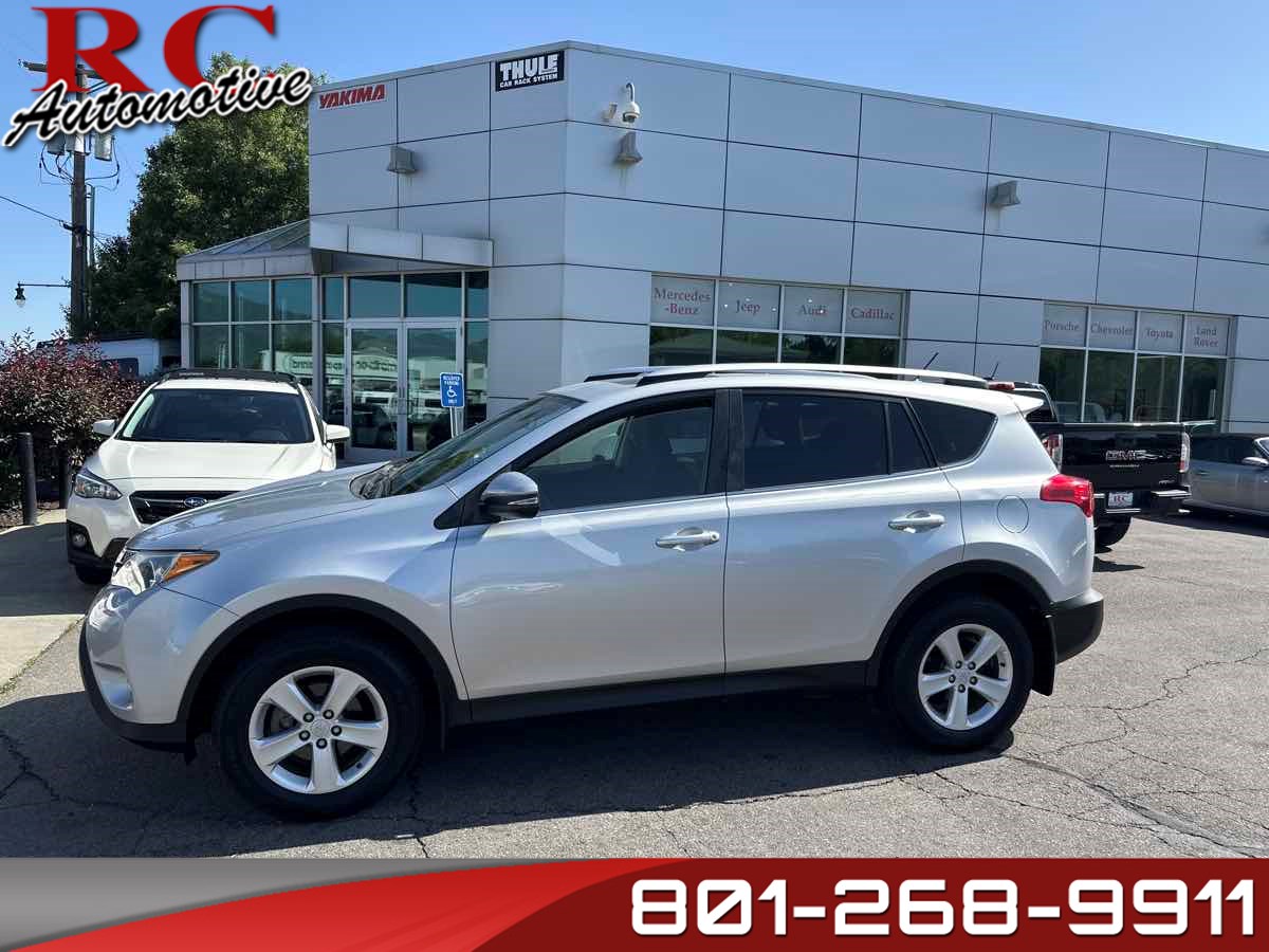 2014 Toyota RAV4 XLE's photo