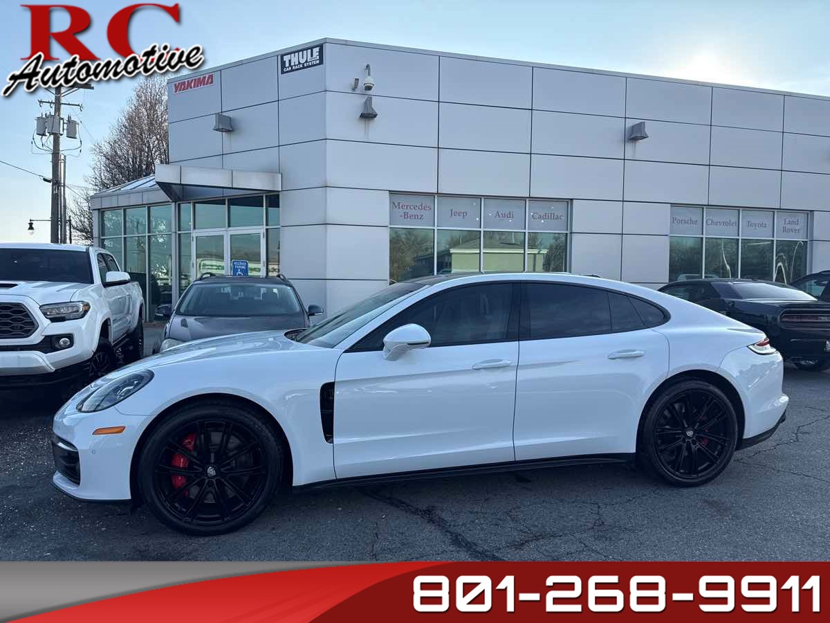 2021 Porsche Panamera S's photo