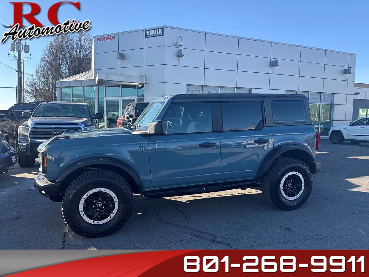 2023 Ford Bronco 4-Door Base