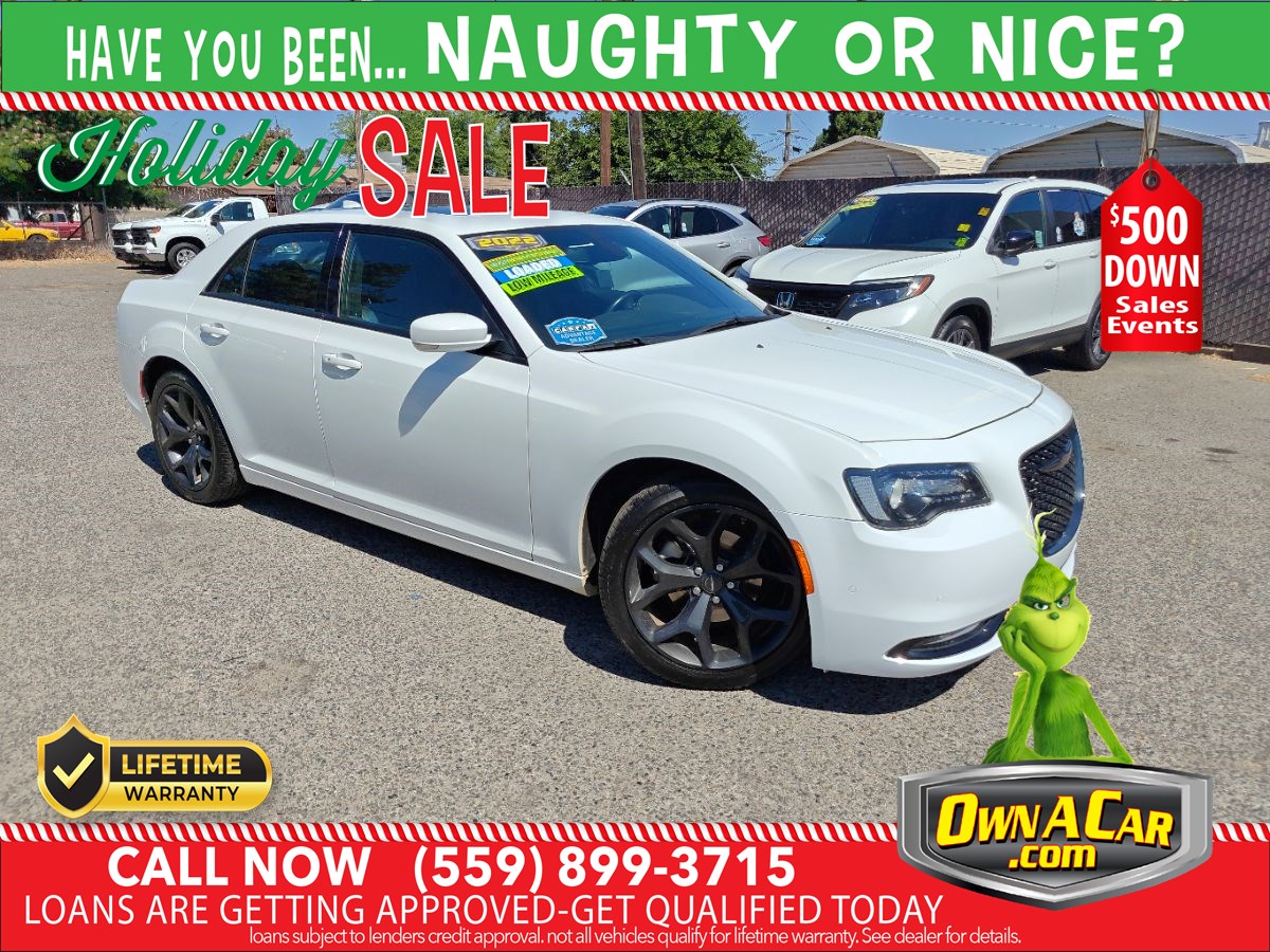 2022 Chrysler 300 S's photo