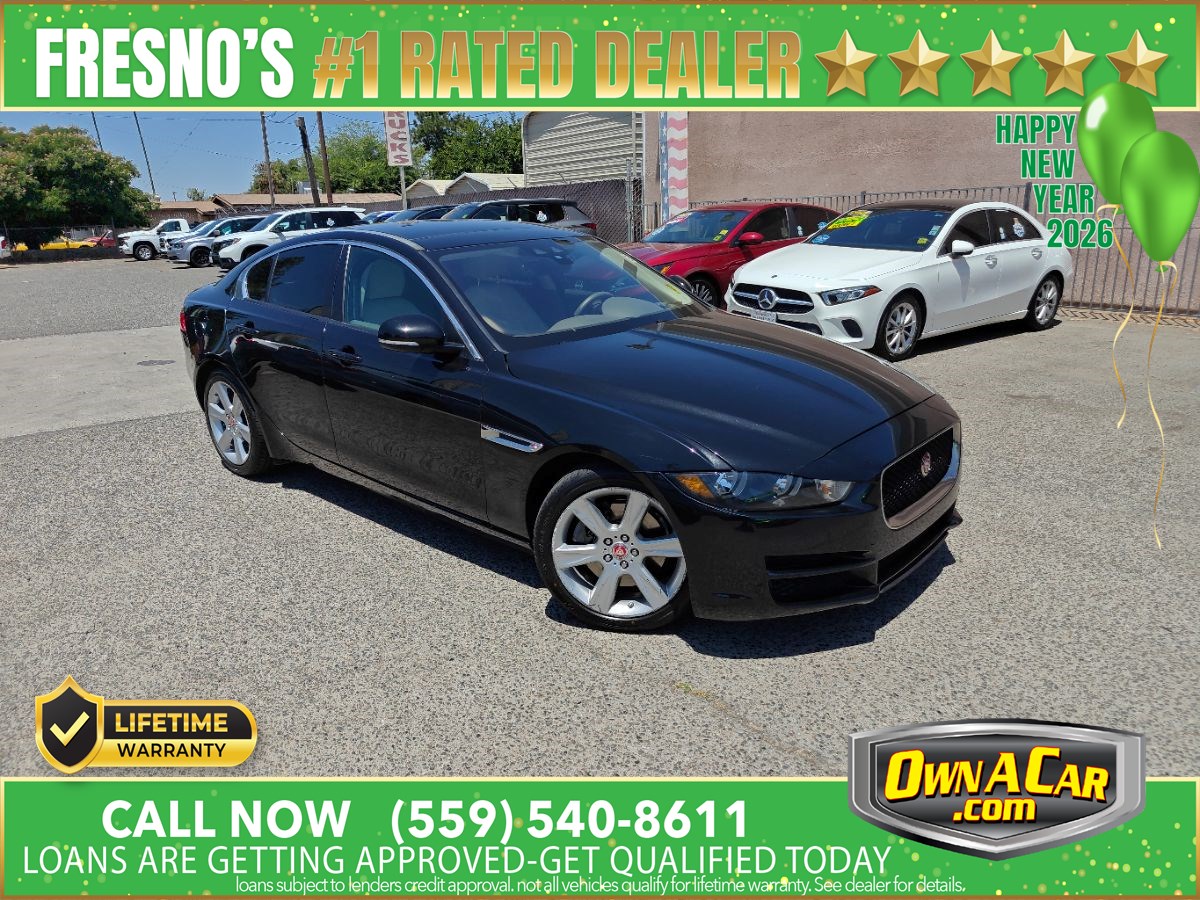 2018 Jaguar XE Premium's photo