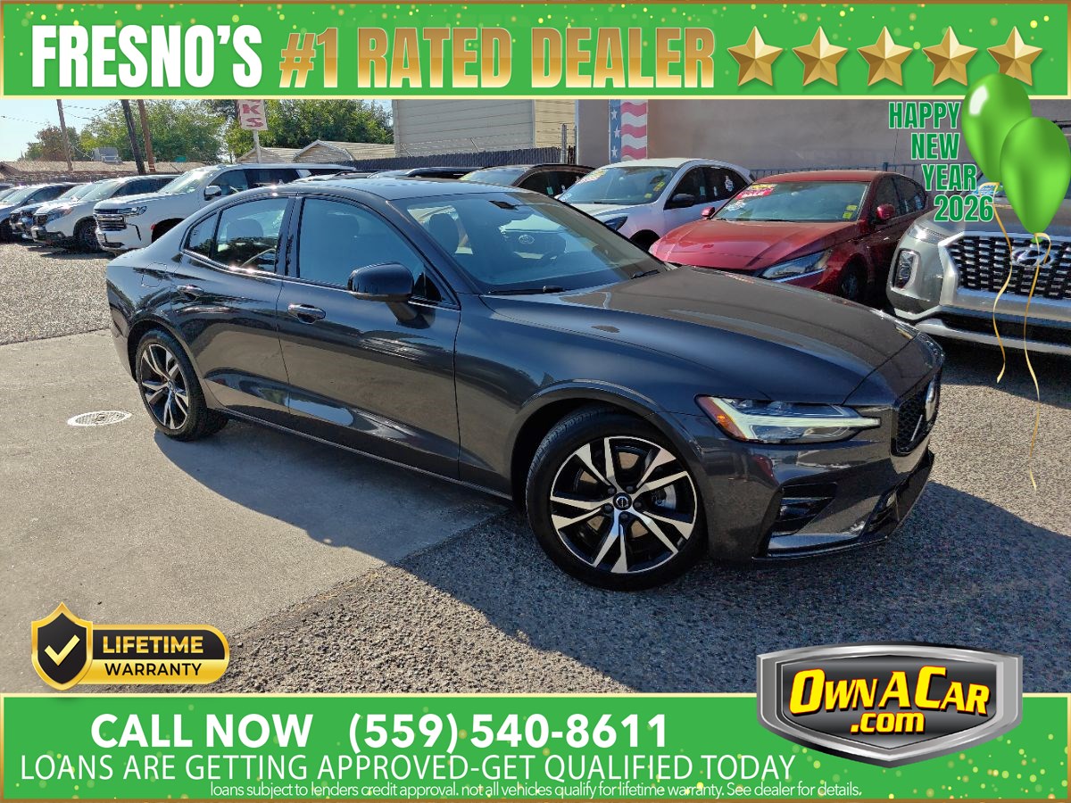 2024 Volvo S60 Core's photo