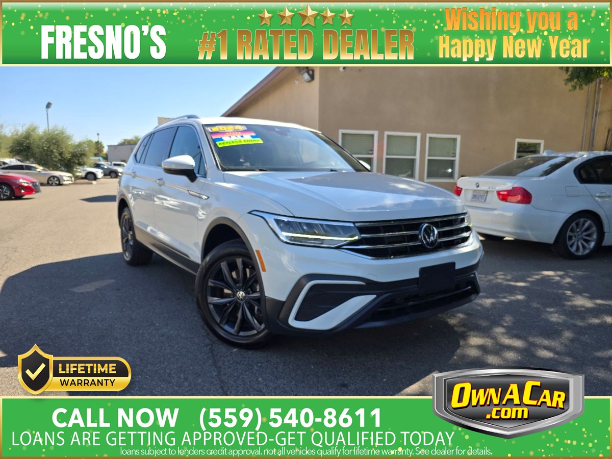 2024 Volkswagen Tiguan SE's photo