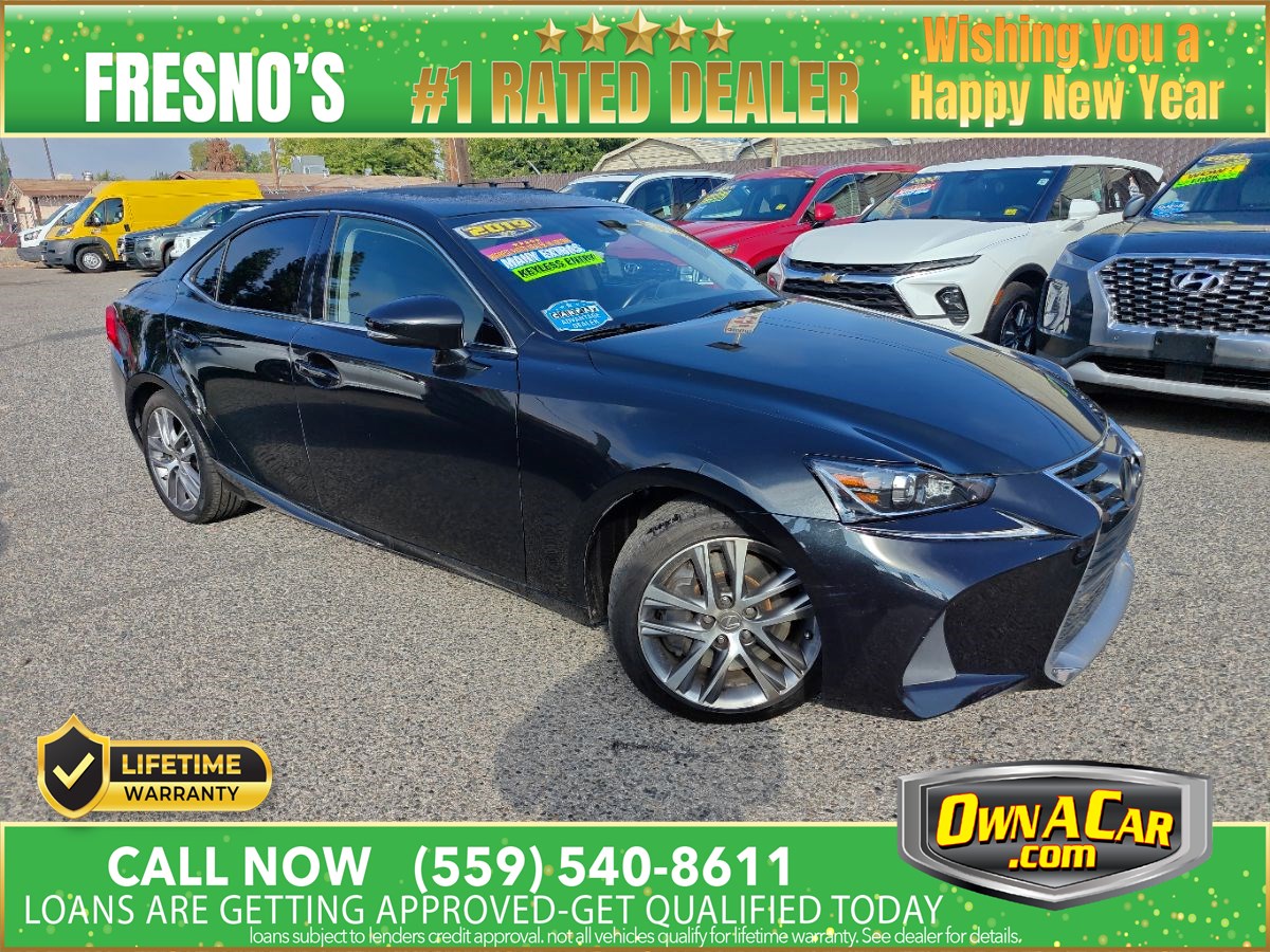 2019 Lexus IS 300's photo