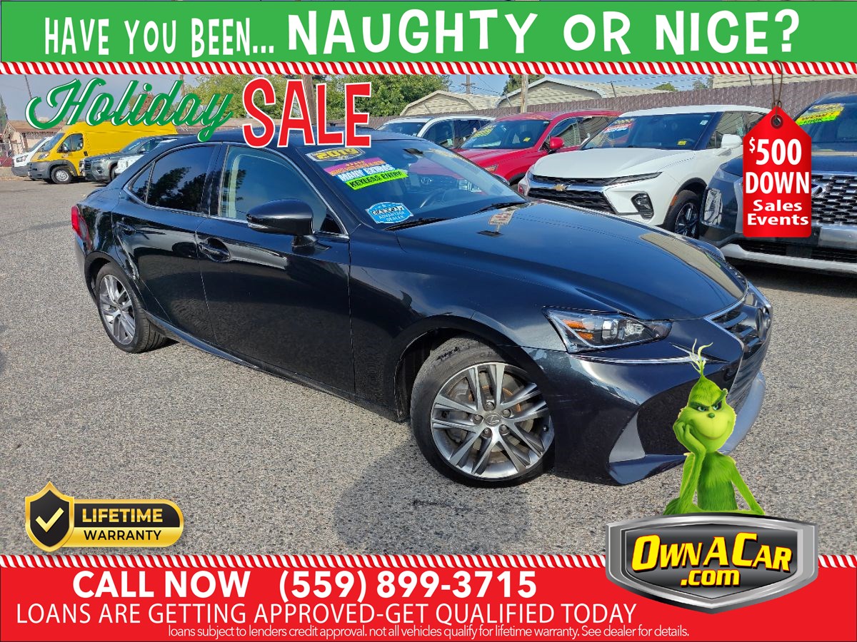 2019 Lexus IS 300's photo