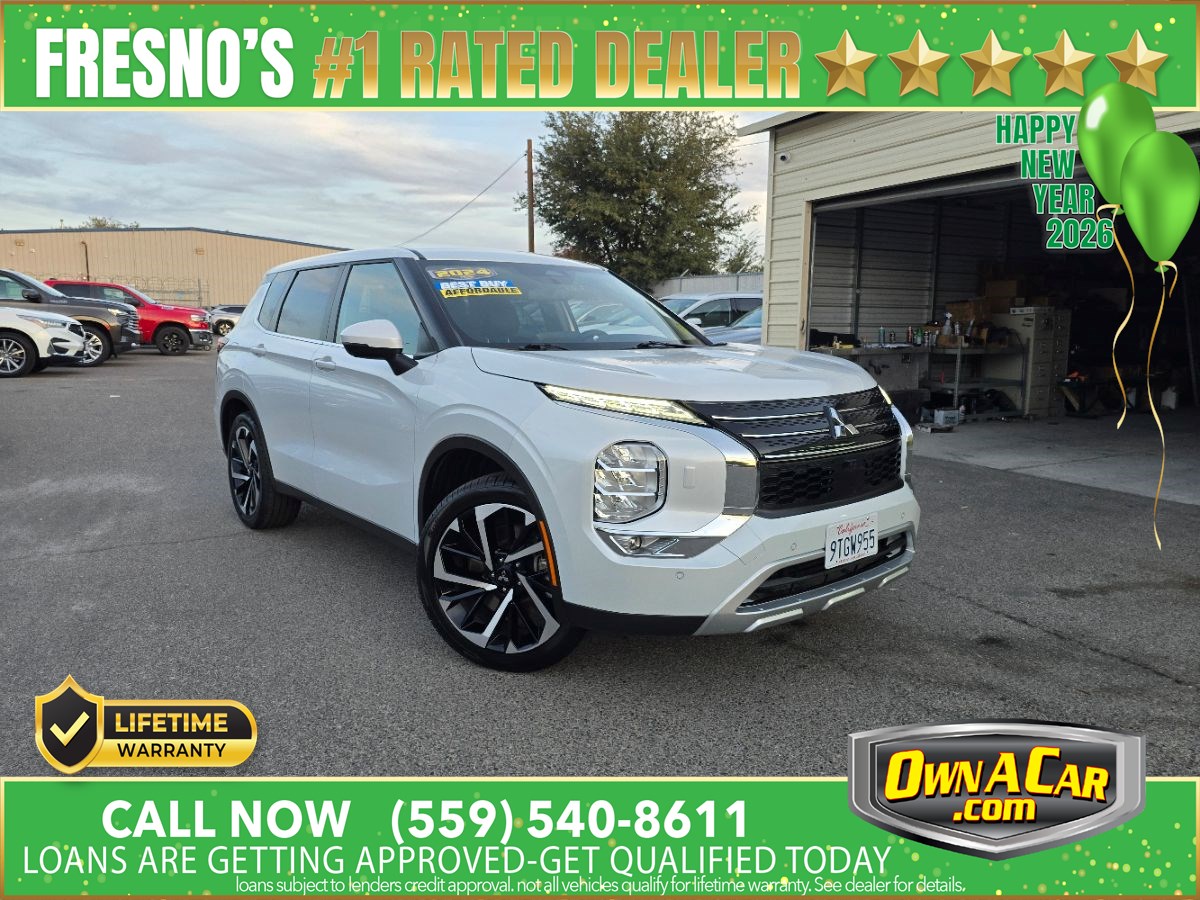 2024 Mitsubishi Outlander SE's photo