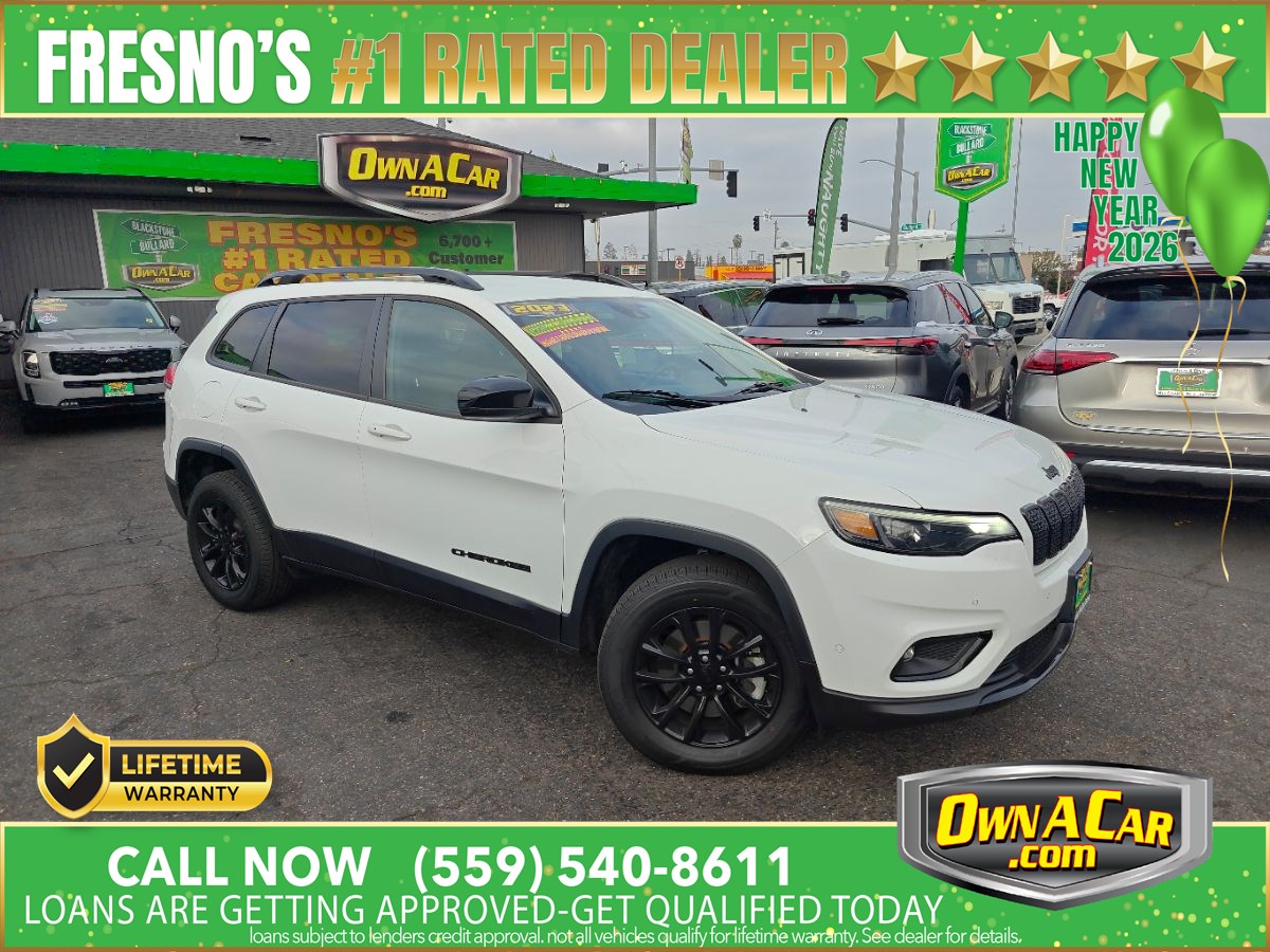 2023 Jeep Cherokee Altitude Lux's photo