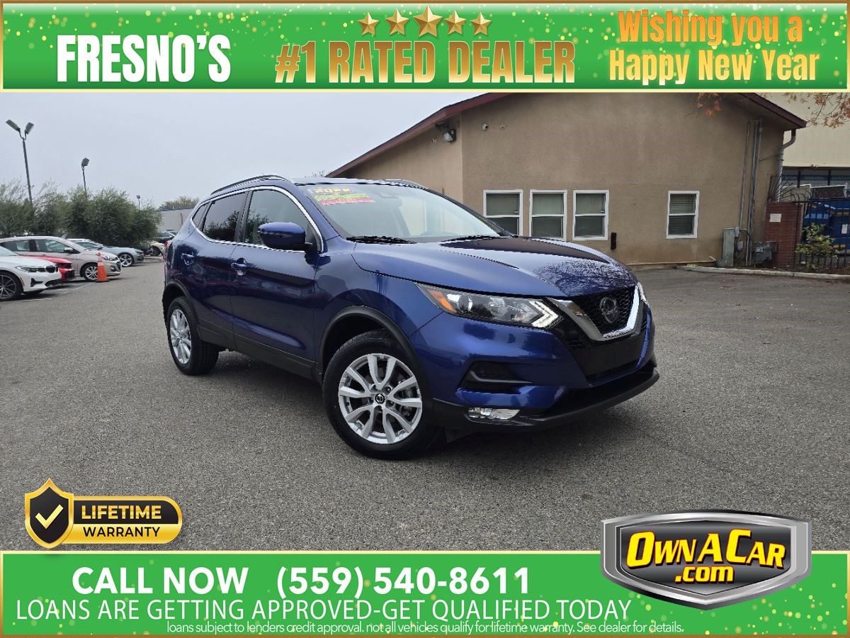 2022 Nissan Rogue Sport SV's photo