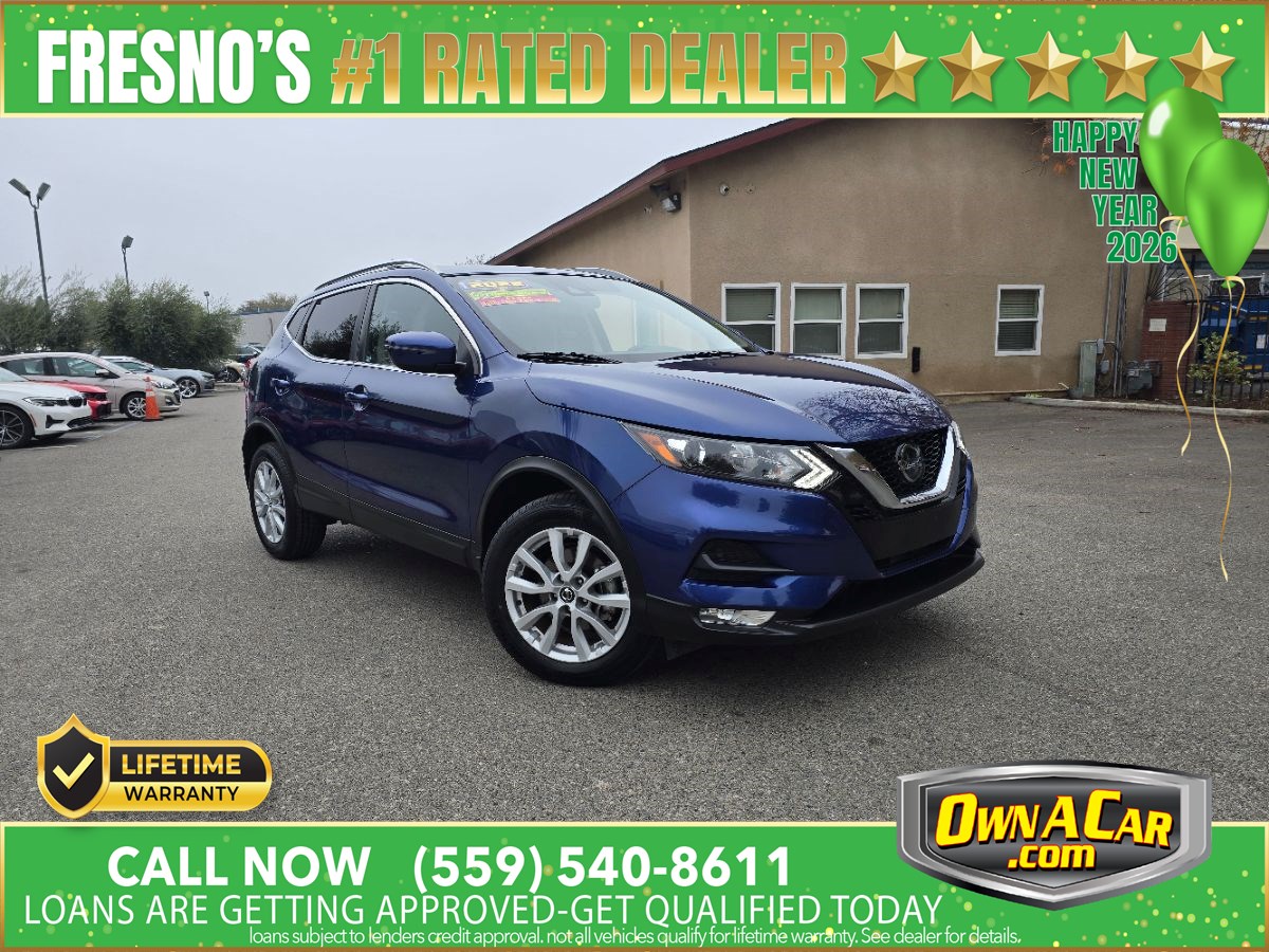 2022 Nissan Rogue Sport SV's photo