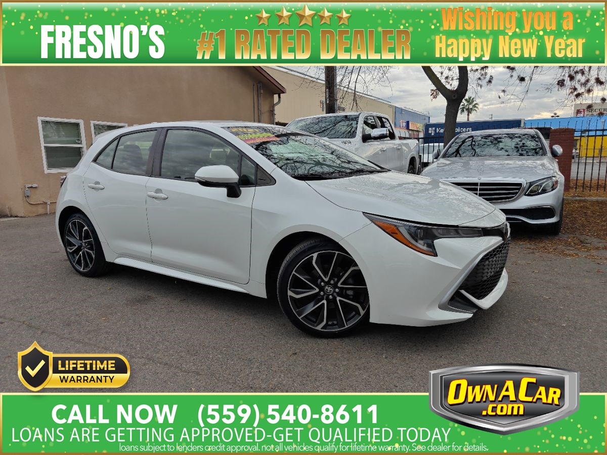 2021 Toyota Corolla Hatchback XSE's photo