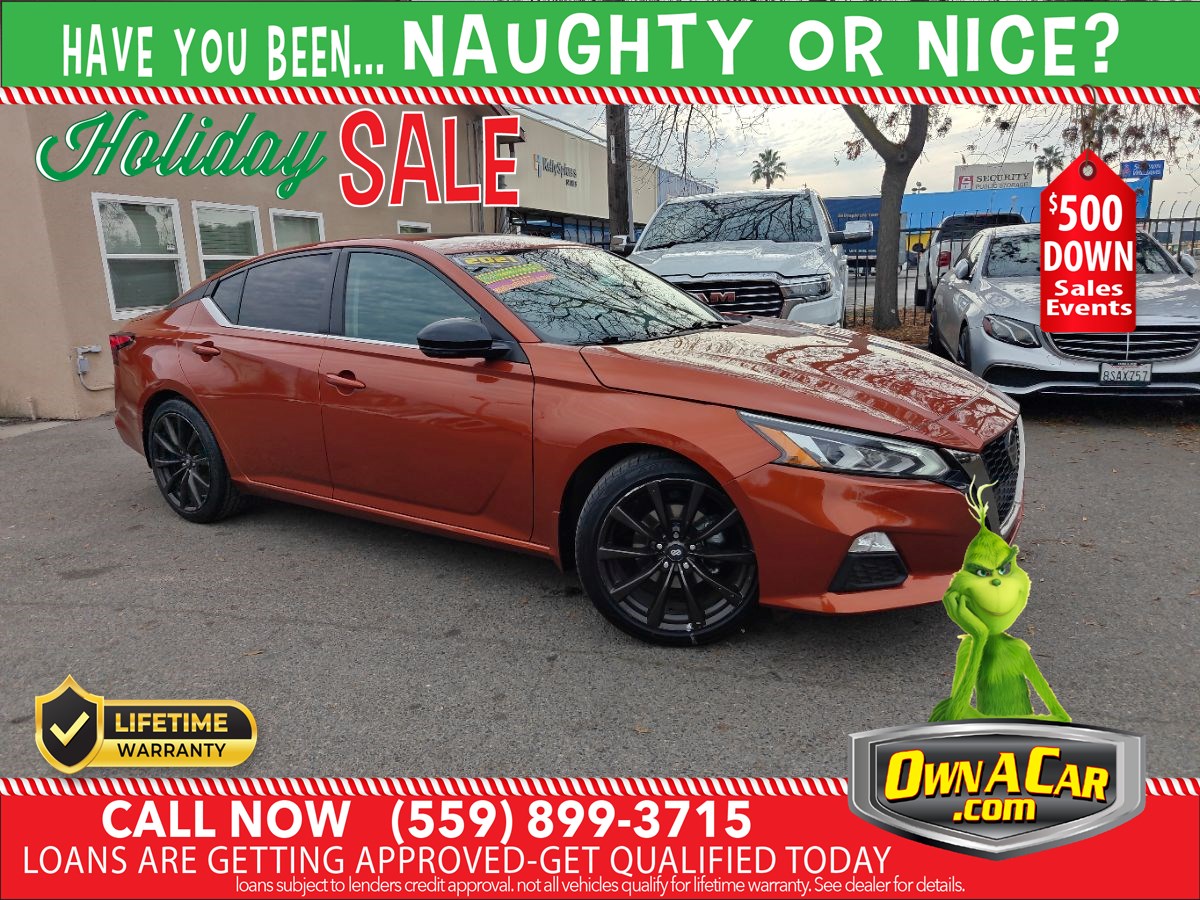 2021 Nissan Altima SR's photo