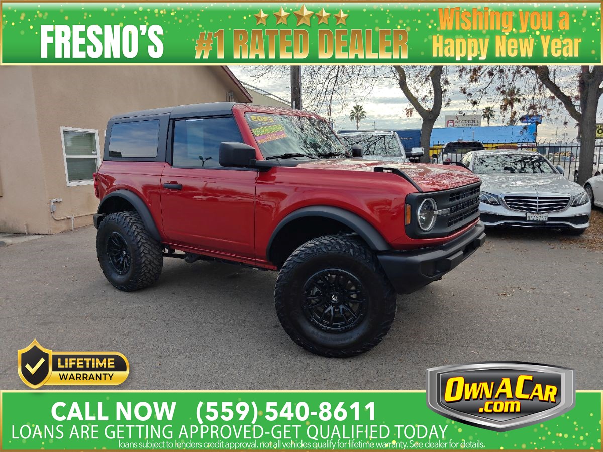 2023 Ford Bronco 2-Door Base's photo
