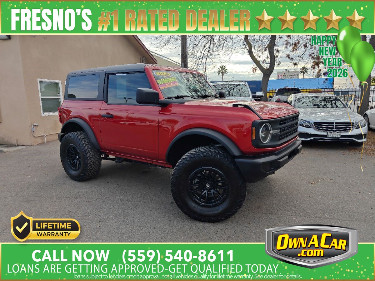 2023 Ford Bronco 2-Door Base's photo