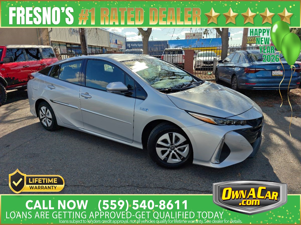 2019 Toyota Prius Prime Plus's photo