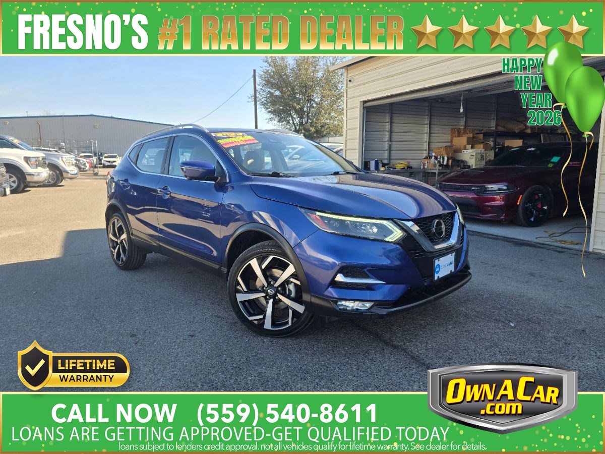 2022 Nissan Rogue Sport SL's photo