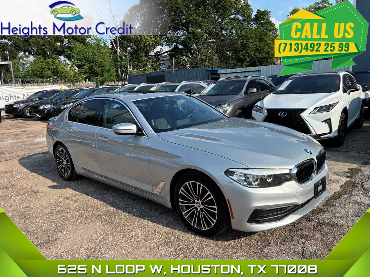 2019 BMW 5 Series 530i's photo