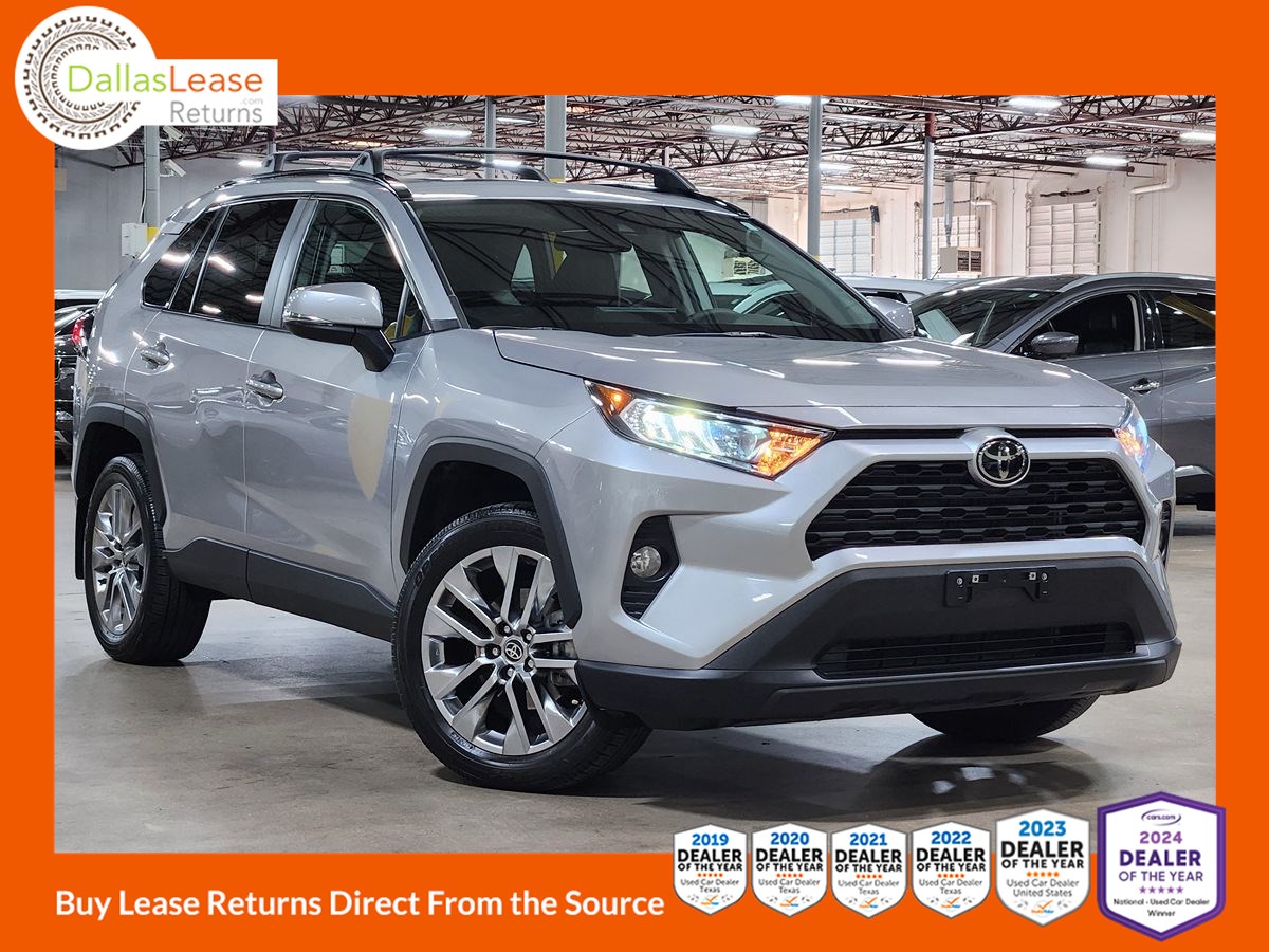 2021 Toyota RAV4 XLE Premium's photo