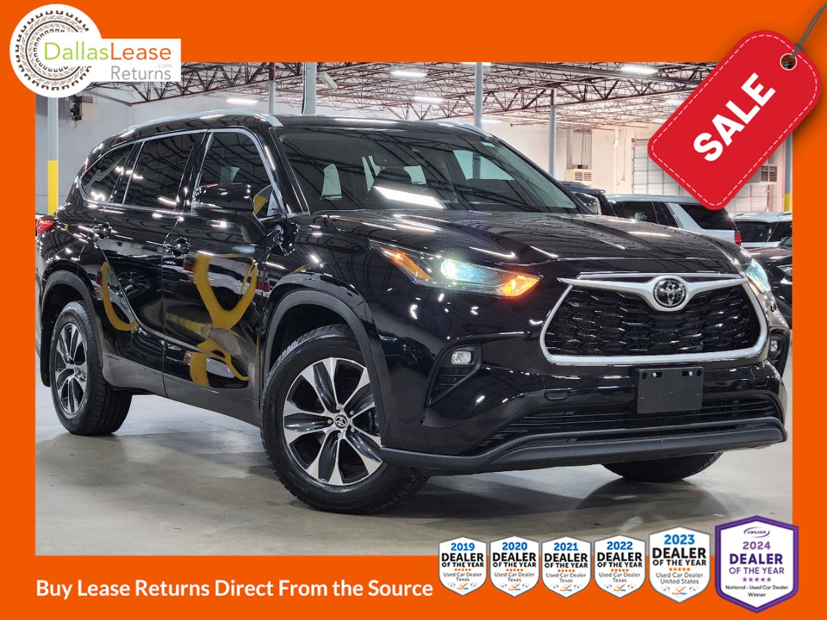 2022 Toyota Highlander XLE's photo