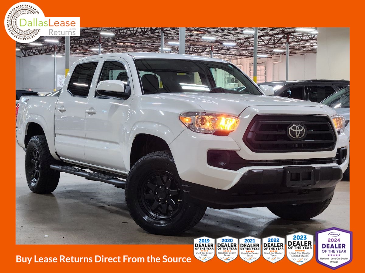2023 Toyota Tacoma SR's photo
