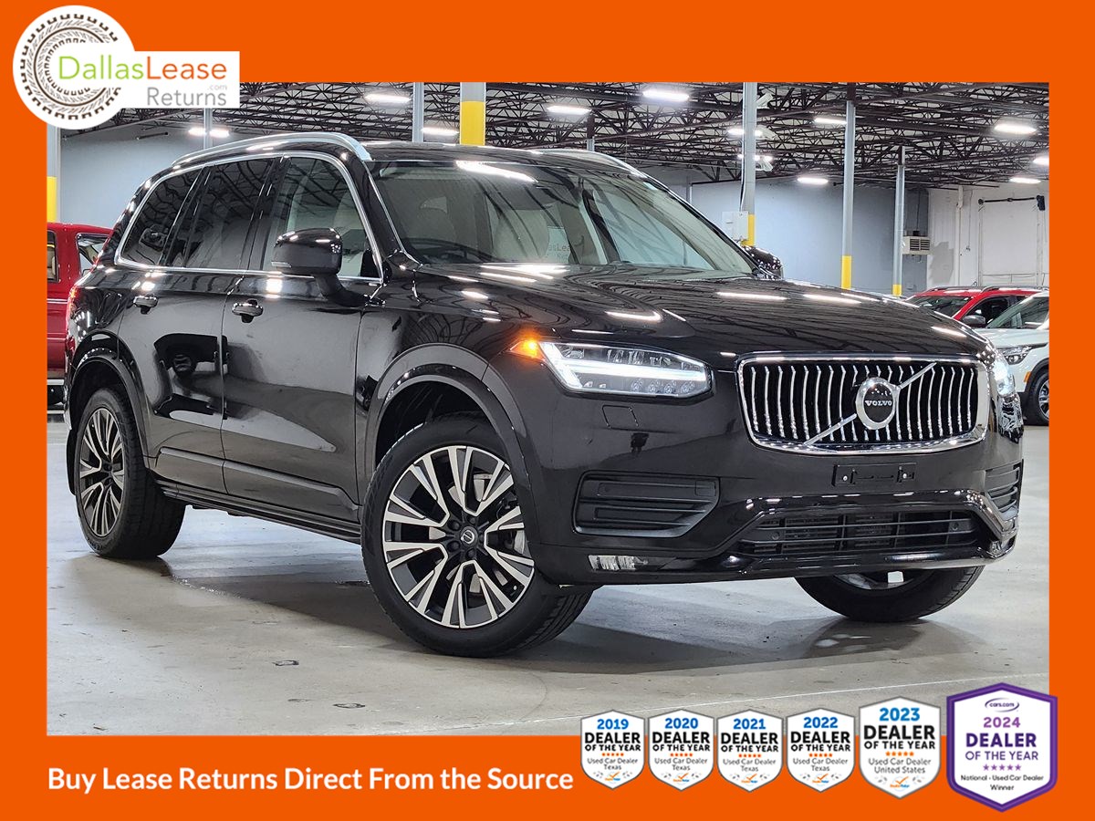 2021 Volvo XC90 Momentum's photo