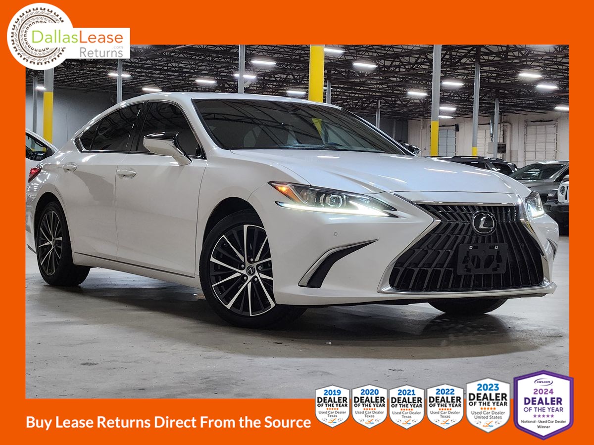 2024 Lexus ES Base's photo