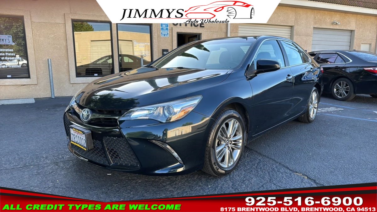2015 Toyota Camry SE