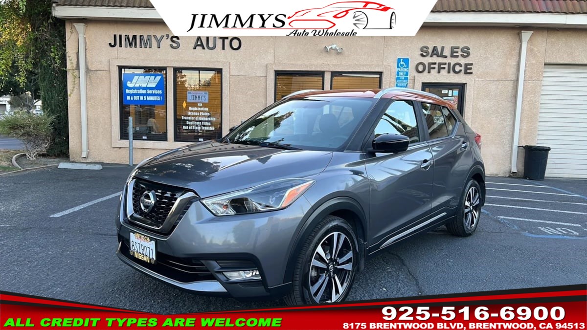 2019 Nissan Kicks SR