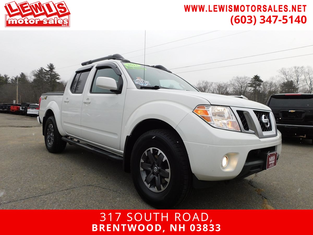2017 Nissan Frontier PRO-4X's photo