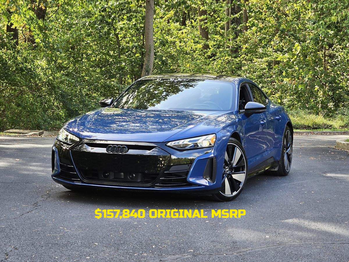 2022 Audi RS e-tron GT Base's photo