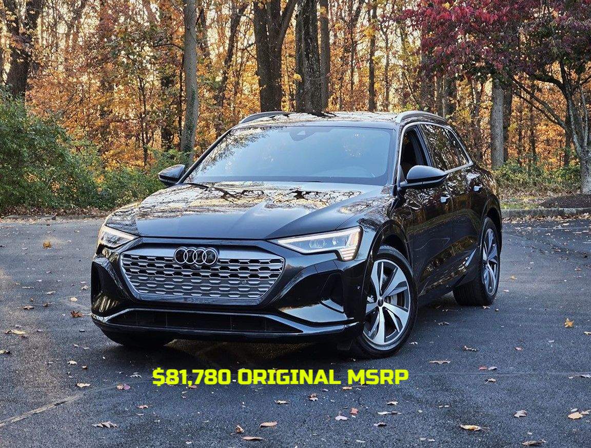 2024 Audi Q8 e-tron Premium Plus's photo