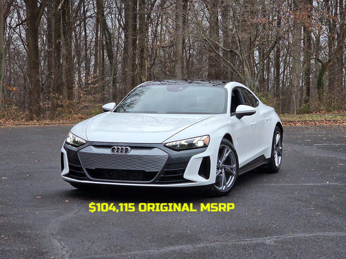 2022 Audi e-tron GT Premium Plus's photo