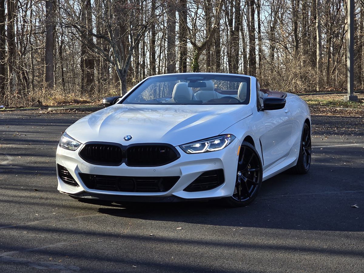 2023 BMW 8 Series M850i's photo