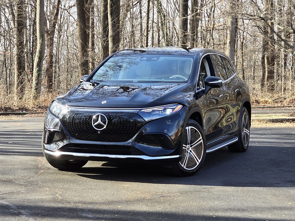 2023 Mercedes-Benz EQS SUV Base's photo