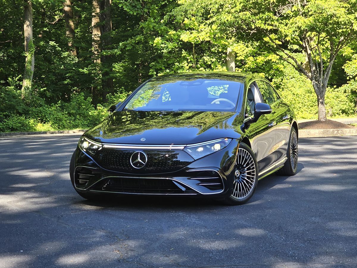 2022 Mercedes-Benz EQS's photo