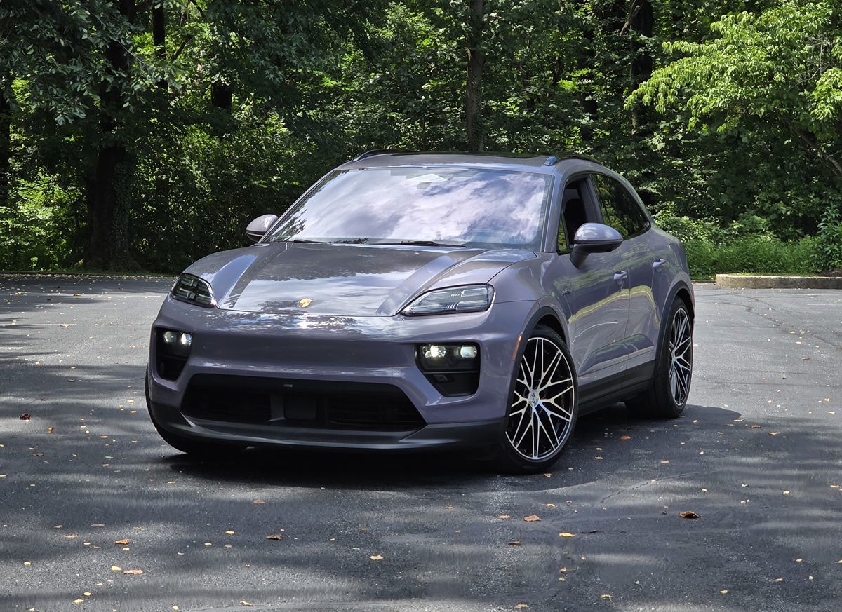 2025 Porsche Macan
