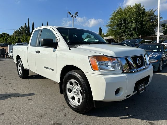 2014 Nissan Titan S's photo