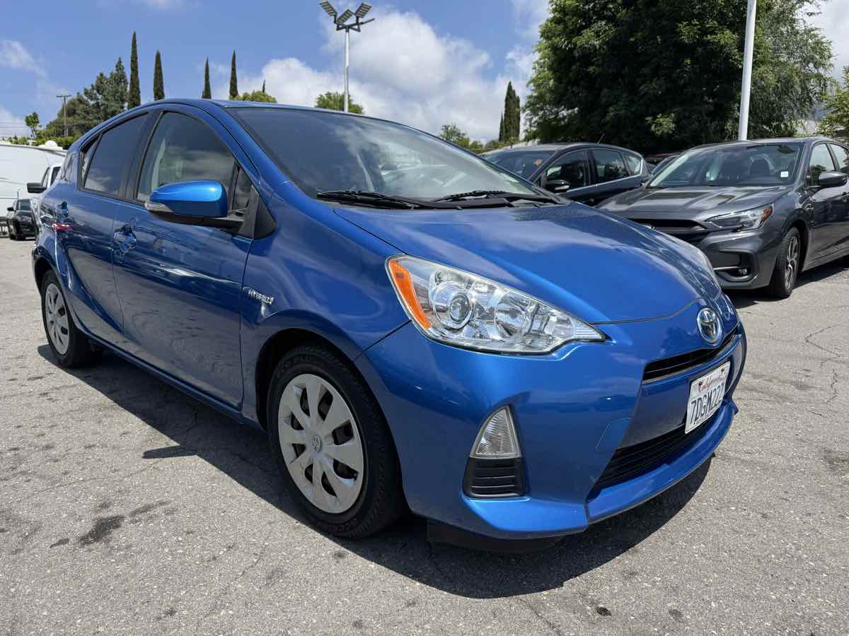 2013 Toyota Prius c