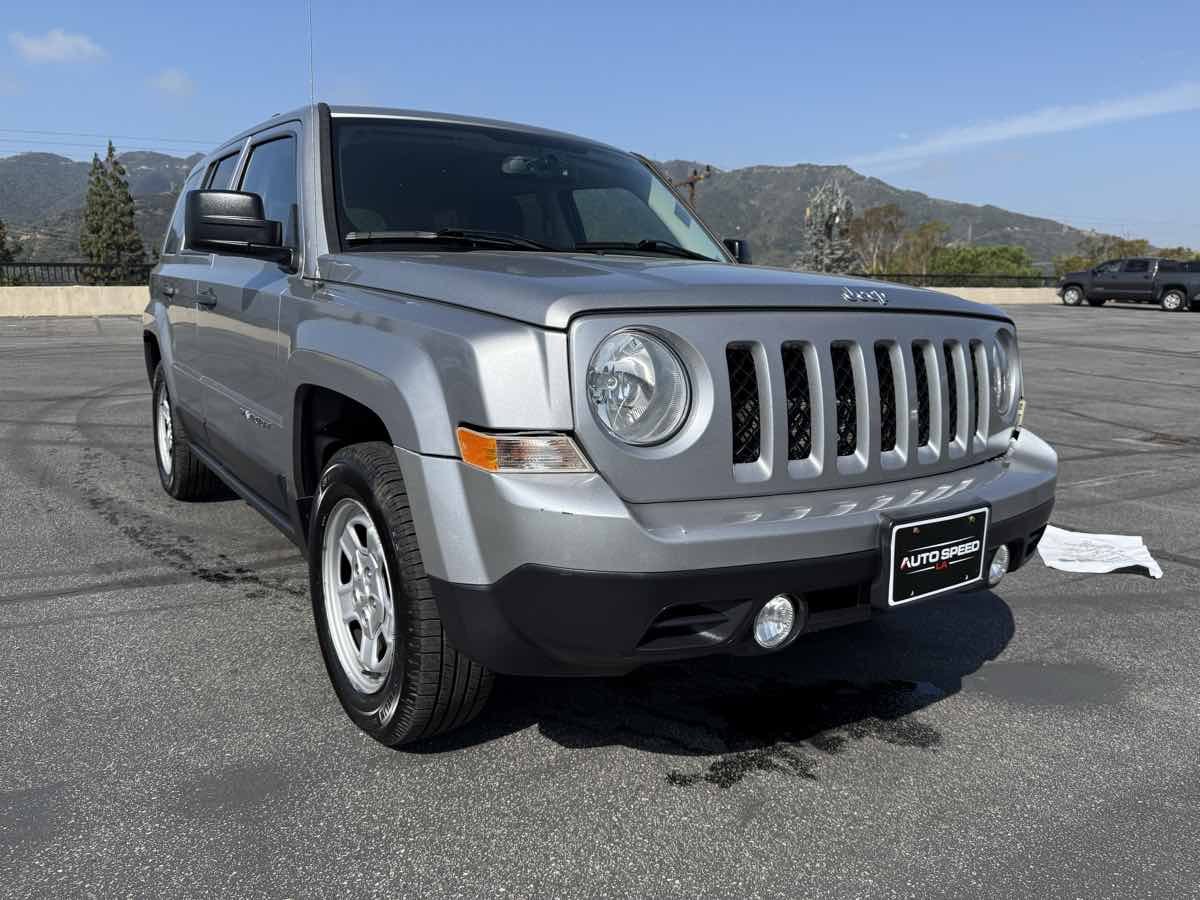 2016 Jeep Patriot Sport's photo
