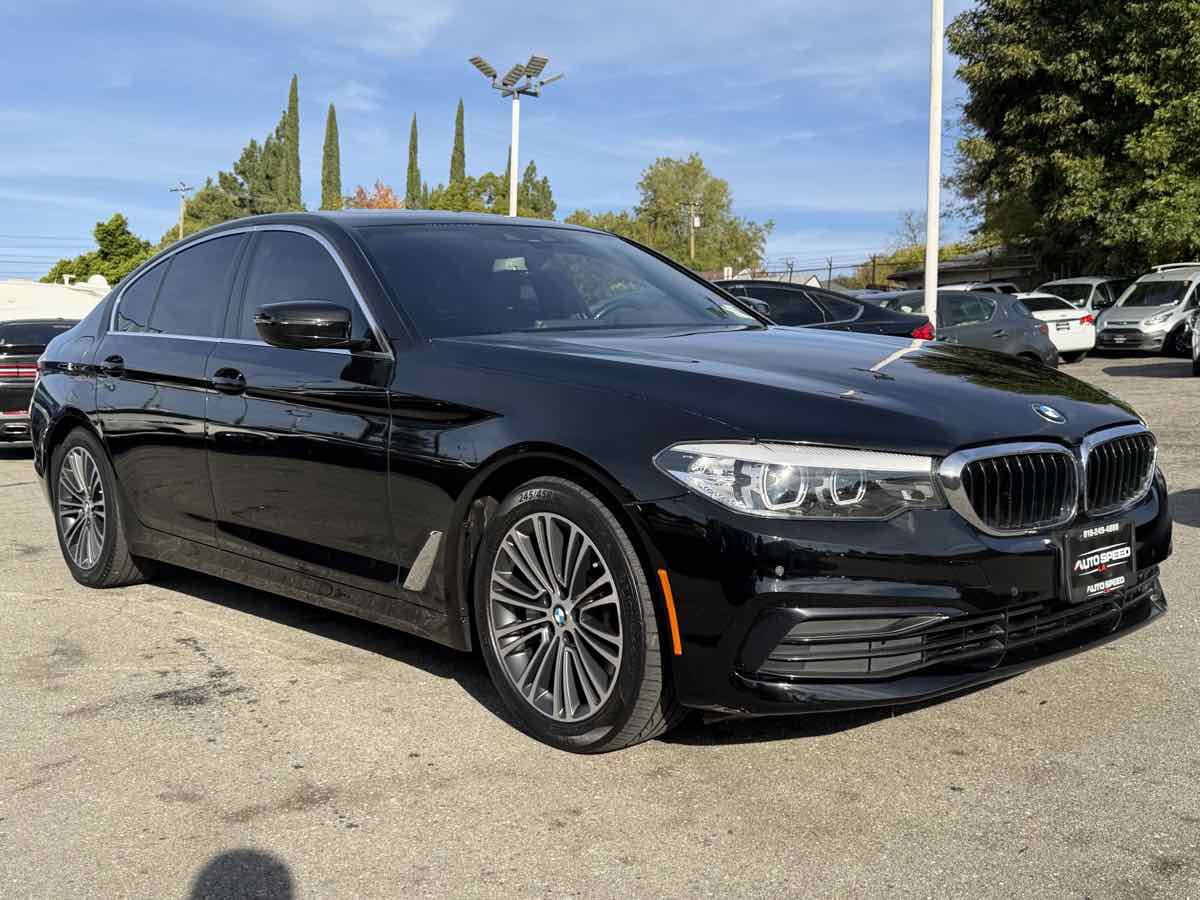 2019 BMW 5 Series 530i