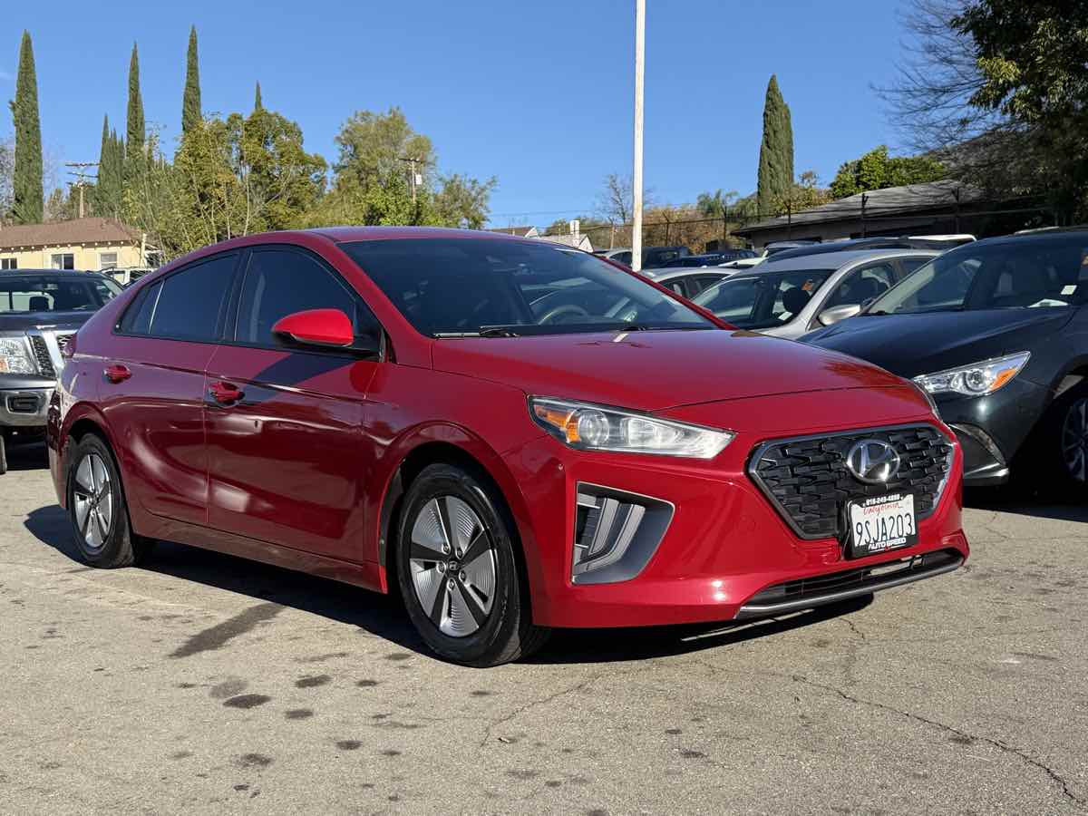 2022 Hyundai Ioniq Blue's photo