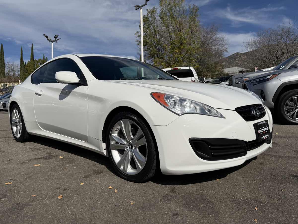 2011 Hyundai Genesis Coupe Premium