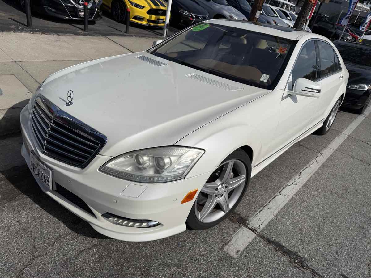2011 Mercedes-Benz S-Class S550