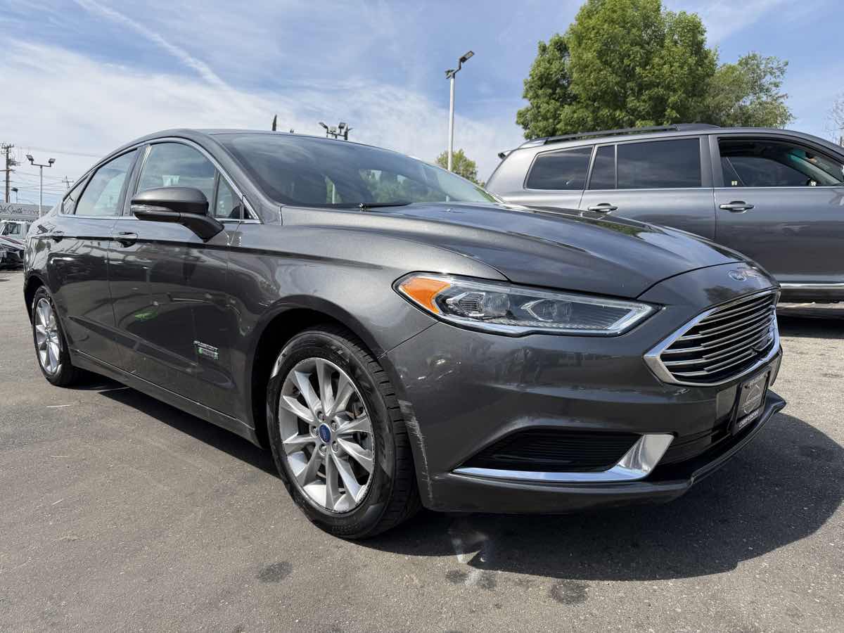 2018 Ford Fusion Energi SE Luxury