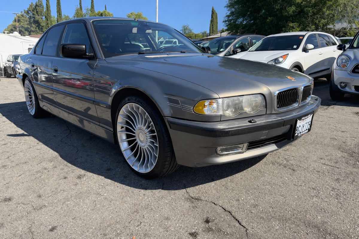 2001 BMW 7 Series Base