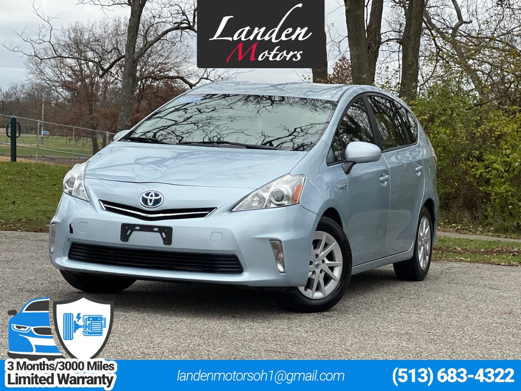 2012 Toyota Prius v Five's photo