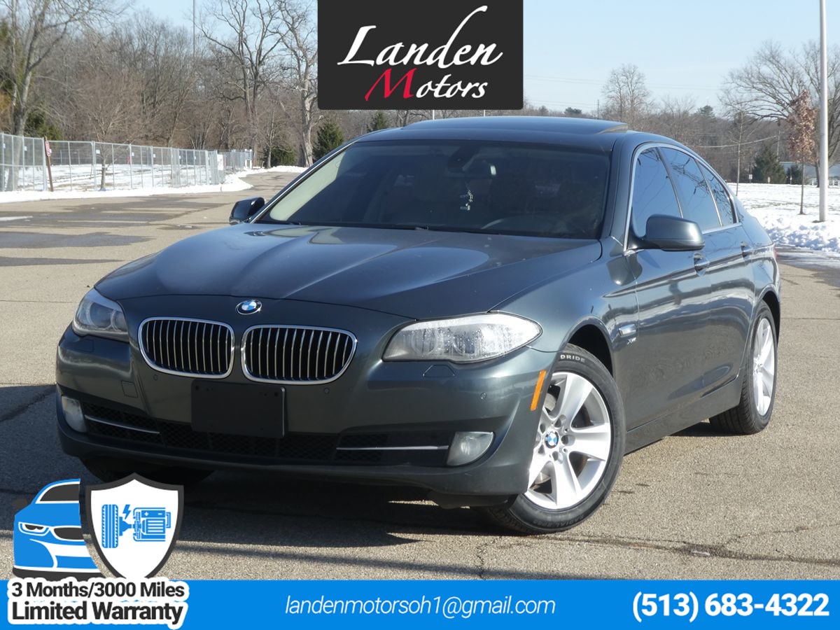 2012 BMW 5 Series 528i's photo